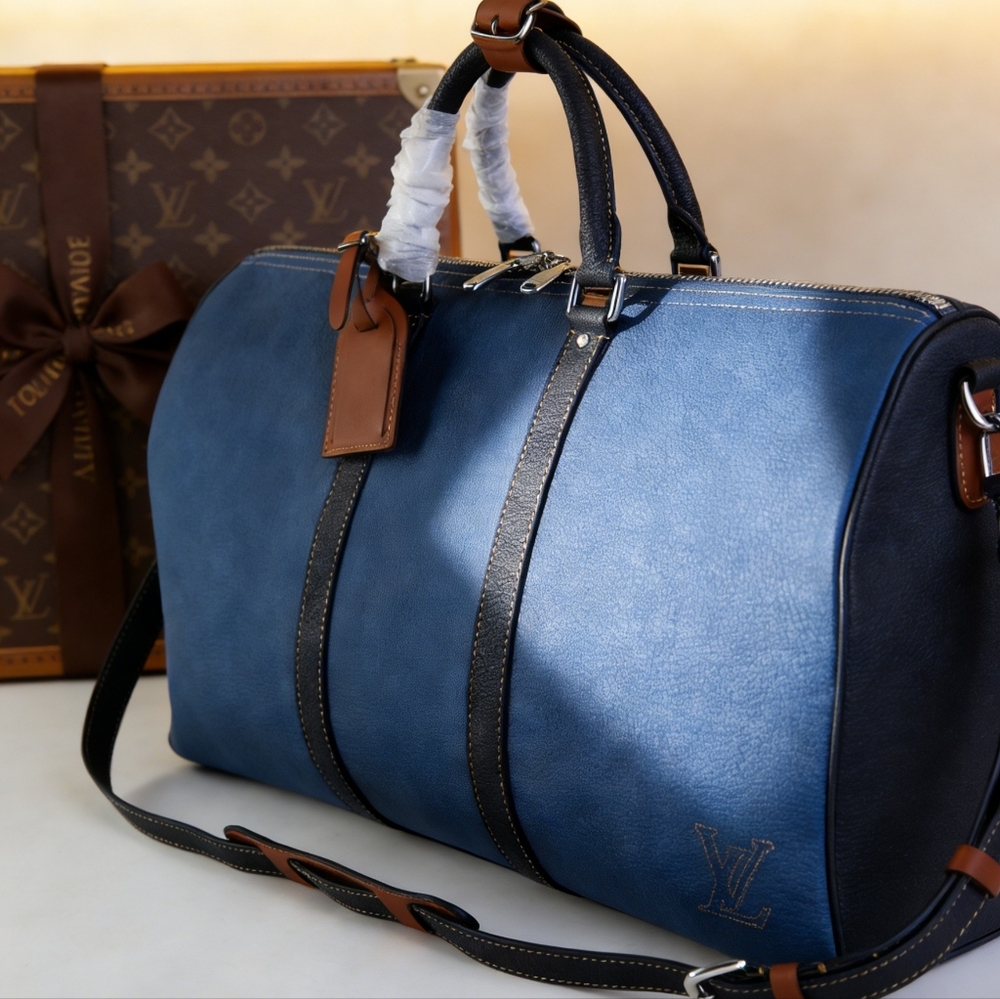 <AUTHENTIC>Louis Vuitton Leather Travel Bag - Picture 4 of 6